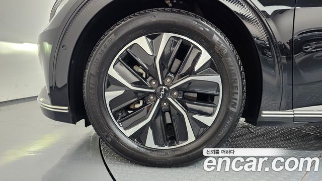Kia EV6 из Кореи Encar