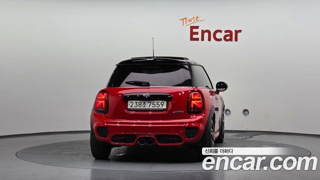 Mini Cooper JCW 3rd Generation — пробег 48 985 км — фото 4 из 5