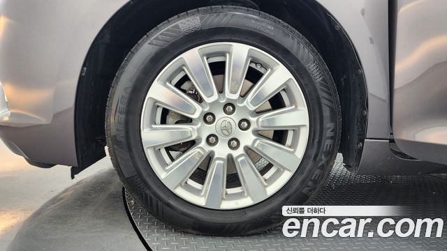 Toyota Sienna 3.5 AWD — пробег 71 587 км — фото 5 из 5
