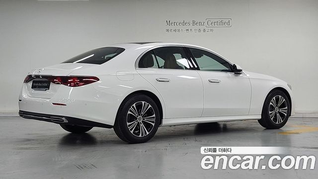 Mercedes-Benz E-Class из Кореи Encar