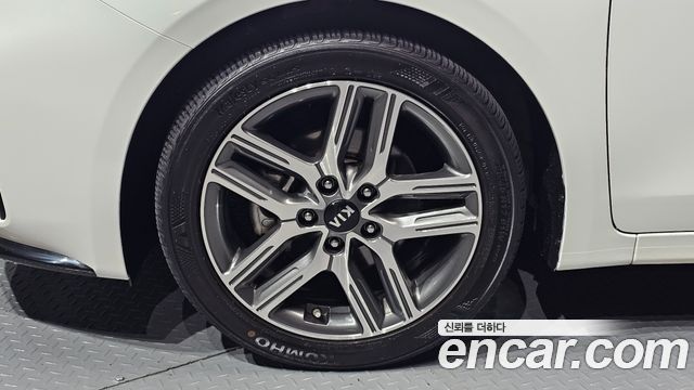 Kia K3 из Кореи Encar