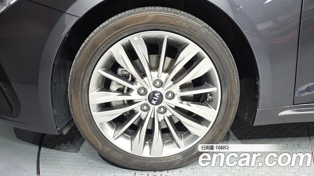 Kia K5 из Кореи Encar
