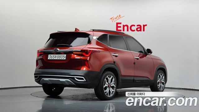 Kia Seltos из Кореи Encar