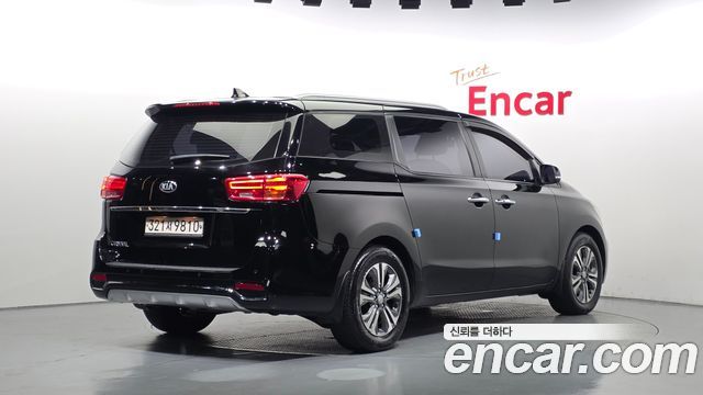 Kia Carnival из Кореи Encar