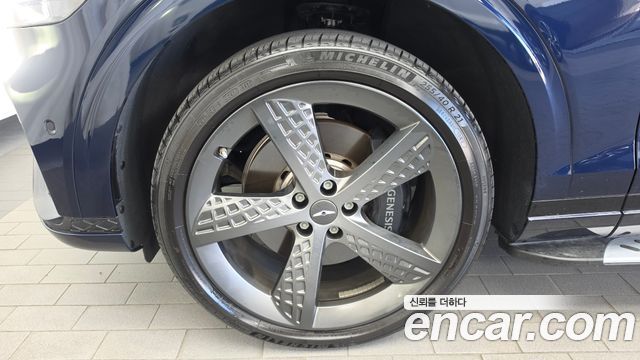 Genesis GV70 из Кореи Encar