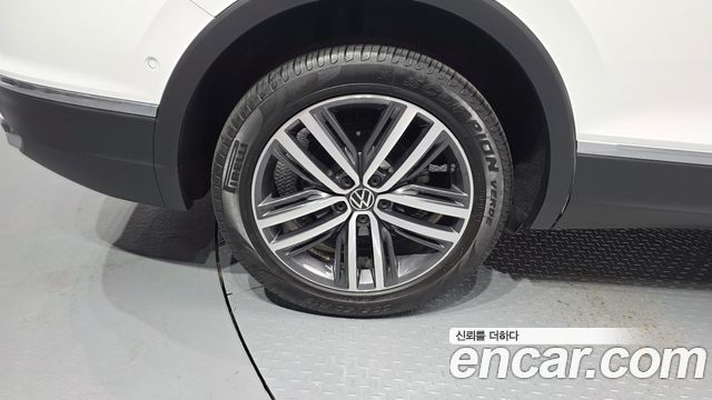 Volkswagen Tiguan из Кореи Encar