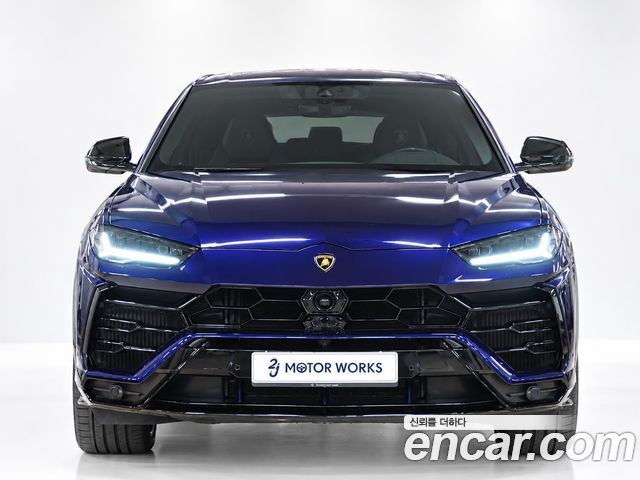 Lamborghini Urus из Кореи Encar