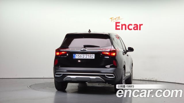 Kia Seltos из Кореи Encar