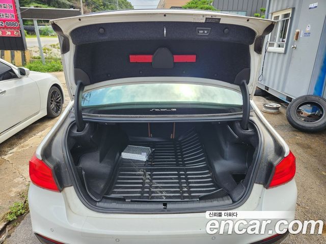 BMW 5-Series из Кореи Encar