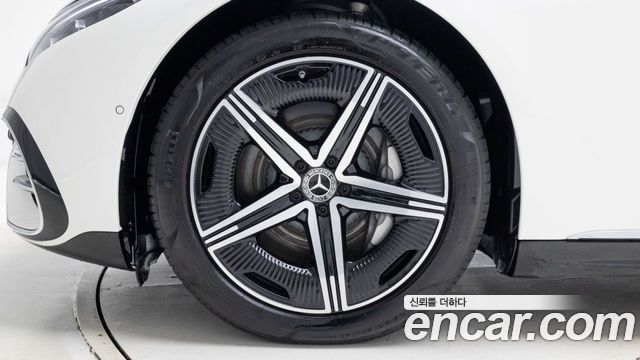 Mercedes-Benz EQS из Кореи Encar