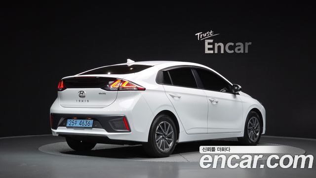Hyundai Ioniq N — пробег 124 944 км — фото 2 из 5