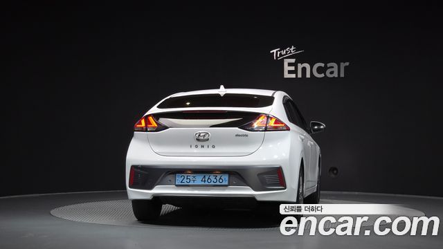 Hyundai Ioniq N — пробег 124 944 км — фото 4 из 5