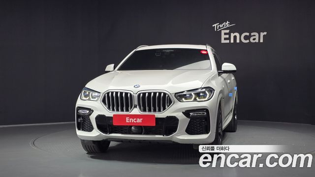 BMW X6 xDrive40i M Sport — пробег 89 034 км — фото 3 из 5