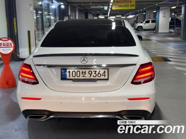 Mercedes-Benz E-Class из Кореи Encar