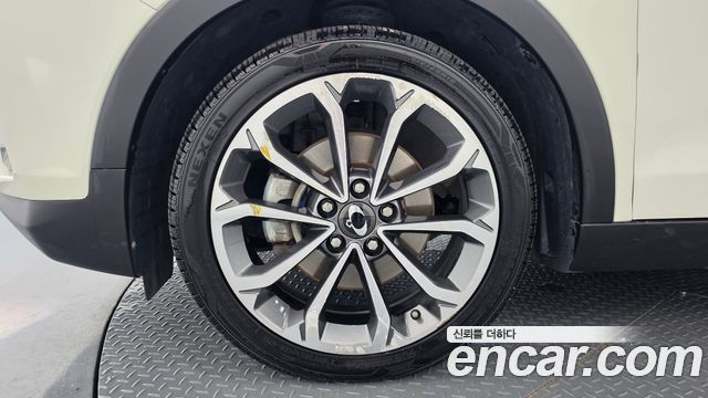 Ssangyong TIBOLI из Кореи Encar