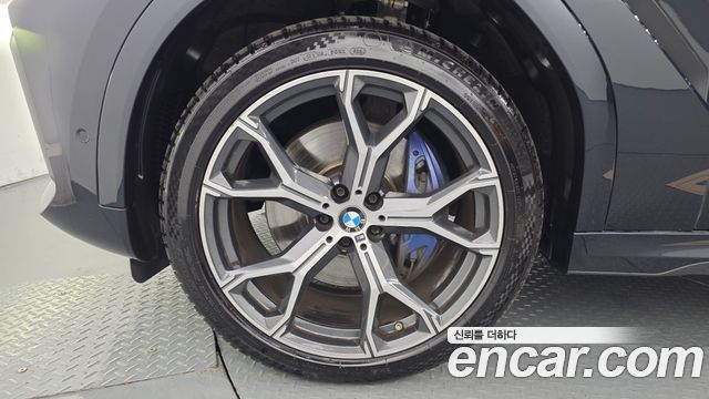 BMW X6 xDrive40i M Sport — пробег 121 625 км — фото 5 из 5