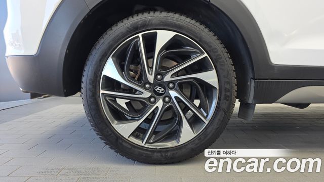 Hyundai Tucson из Кореи Encar