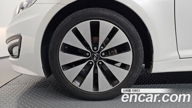 Kia K5 из Кореи Encar