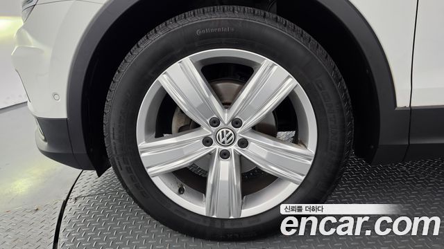 Volkswagen Tiguan 2.0 TDI 4Motion Prestige — пробег 55 466 км — фото 5 из 5