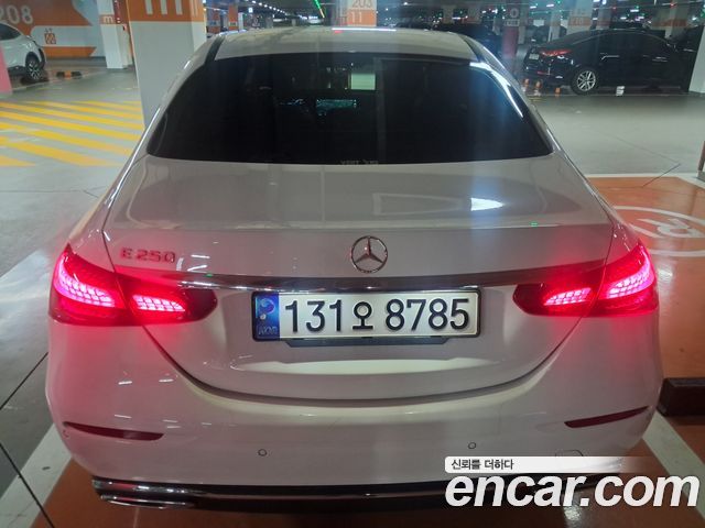 Mercedes-Benz E-Class из Кореи Encar