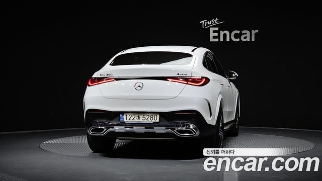 Mercedes-Benz GLC-Class GLC300 4MATIC Coupe — пробег 35 610 км — фото 4 из 5
