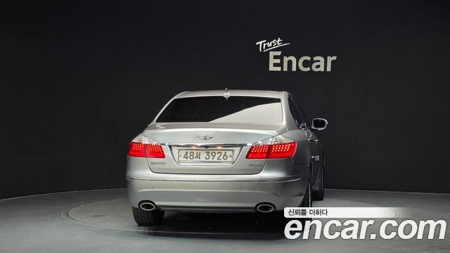 Hyundai Genesis из Кореи Encar
