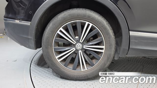 Volkswagen Tiguan из Кореи Encar