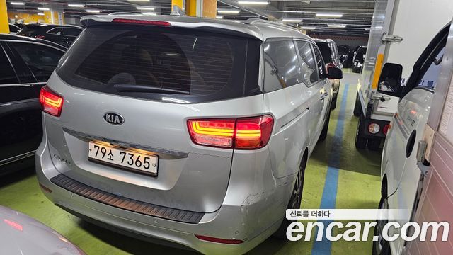 Kia Carnival из Кореи Encar