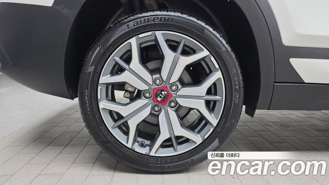 Kia Seltos из Кореи Encar