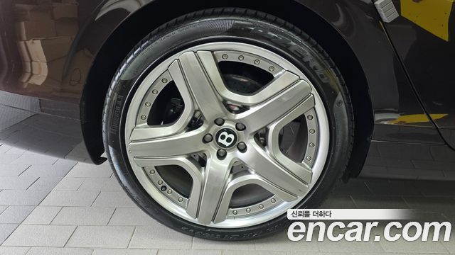 Bentley Flying Spur 6.0 — пробег 67 926 км