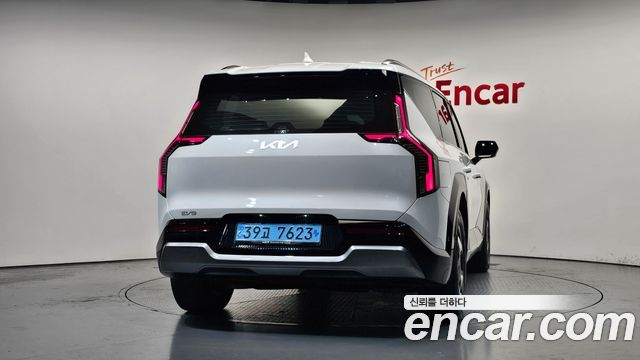 Kia EV9 из Кореи Encar