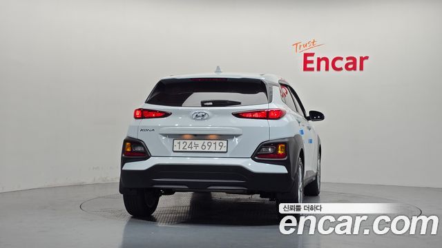 Hyundai Kona из Кореи Encar
