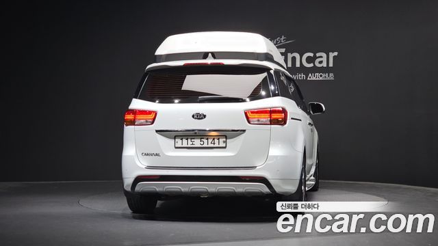 Kia Carnival из Кореи Encar
