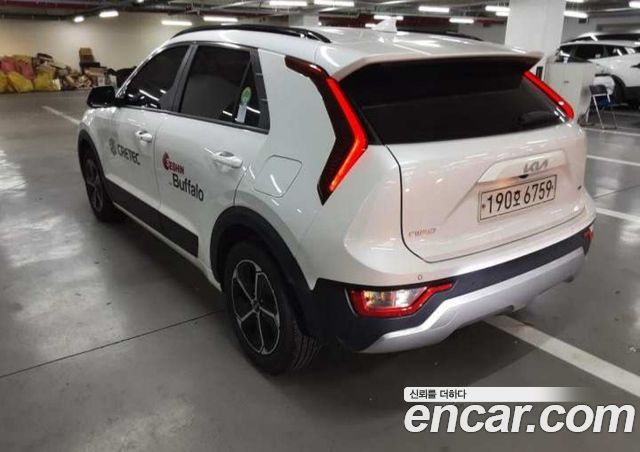 Kia Niro Trendy — пробег 213 639 км — фото 5 из 5
