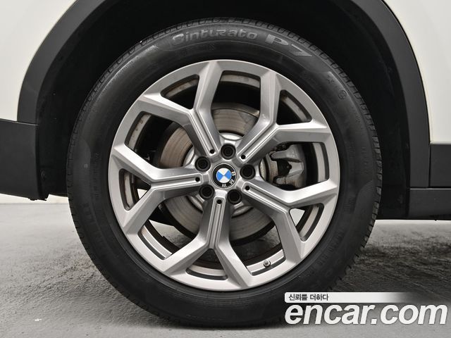 BMW X3 xDrive 20i — пробег 18 451 км — фото 5 из 5