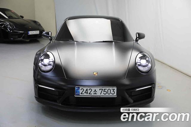 Porsche 911 Carrera GTS — пробег 5 141 км — фото 2 из 5