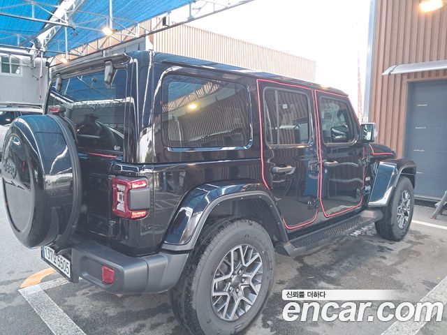 Jeep Wrangler 2.0 Overland 4Door 4xe — пробег 117 000 км — фото 3 из 5