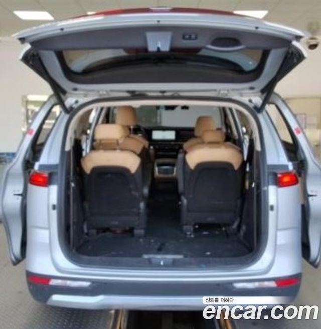 Kia Carnival Diesel 9-Seater Noblesse — пробег 128 171 км — фото 5 из 5