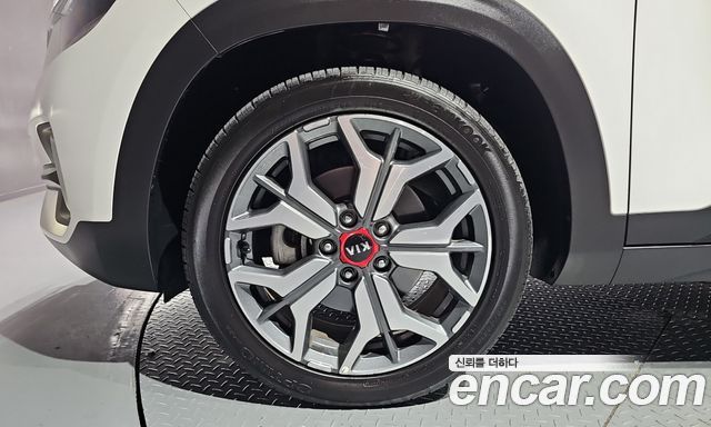 Kia Seltos из Кореи Encar