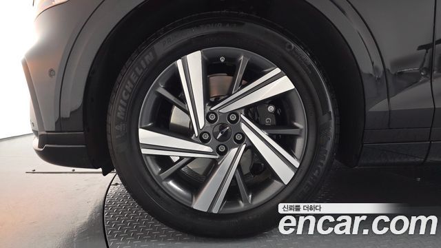 Genesis GV70 из Кореи Encar