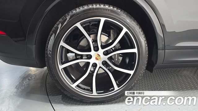 Porsche Cayenne 3.0 — пробег 6 652 км — фото 5 из 5