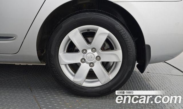 Kia Carens из Кореи Encar