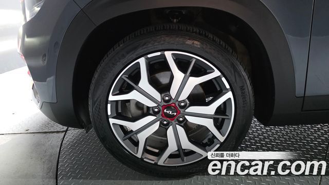 Kia Seltos из Кореи Encar