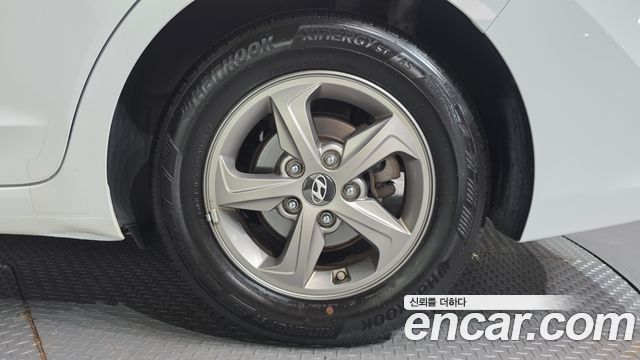 Hyundai AVANTE 1.6 GDI Smart — пробег 118 629 км — фото 5 из 5