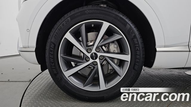 Genesis GV80 из Кореи Encar
