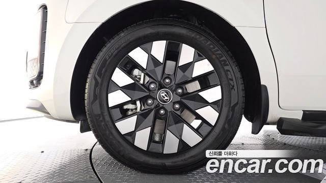 Hyundai Staria из Кореи Encar