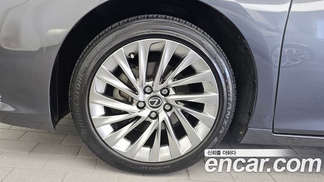 Lexus ES из Кореи Encar