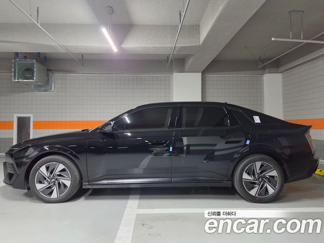 Hyundai AVANTE 2.0 Inspiration — пробег 440 км — фото 5 из 5
