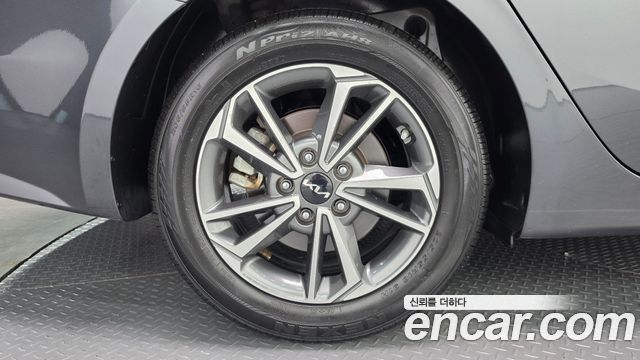 Kia K3 из Кореи Encar