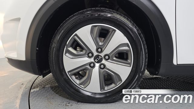 Kia Niro из Кореи Encar